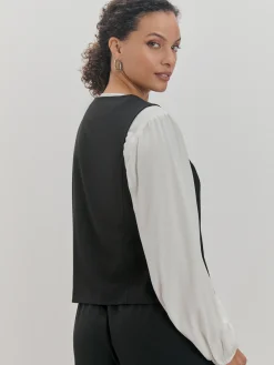Encuentro Moda CHALECO BASICO BOTONES