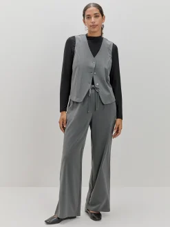 Encuentro Moda CHALECO BASICO BOTONES