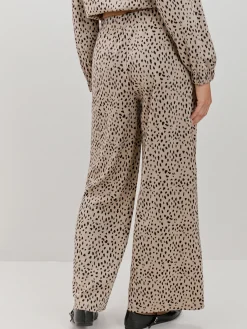 Encuentro Moda PANTALON ESTAMPADO ANIMAL
