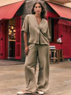 Encuentro Moda PANTALON TEXTURA ABERTURAS