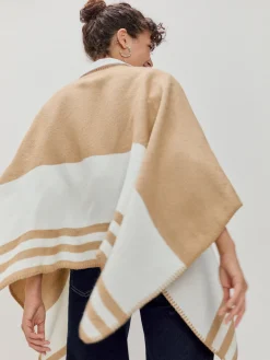 Encuentro Moda PONCHO RAYAS